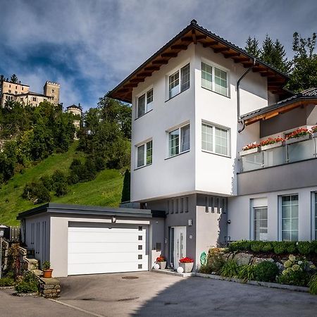 Apartments Schloss-Weissenstein-Strasse Matrei in Osttirol Exterior photo